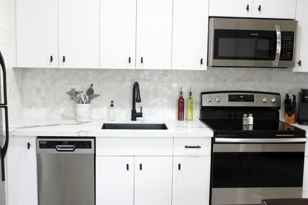 Remodeled Modern Ground Level Apt Blocks To Dwntn - B Tempe Buitenkant foto